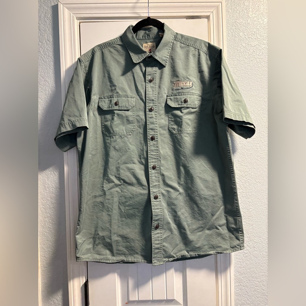Red Head Bass Pro Shop Tackle Anything Large Green Button Front Short Sleeve